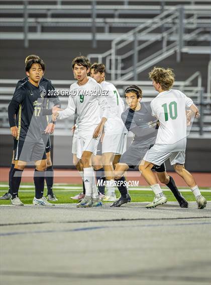Thumbnail 2 in Edison vs. Canyon (CIF SS Division 2 Quarterfinals) photogallery.