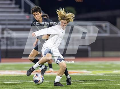 Thumbnail 2 in Edison vs. Canyon (CIF SS Division 2 Quarterfinals) photogallery.