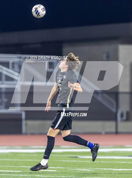 Thumbnail 3 in Edison vs. Canyon (CIF SS Division 2 Quarterfinals) photogallery.