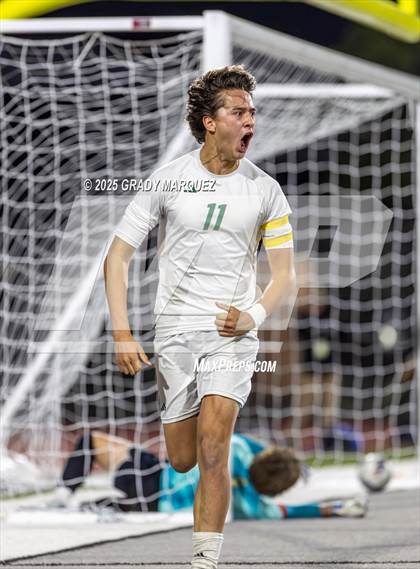 Thumbnail 3 in Edison vs. Canyon (CIF SS Division 2 Quarterfinals) photogallery.