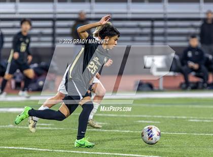 Thumbnail 2 in Edison vs. Canyon (CIF SS Division 2 Quarterfinals) photogallery.