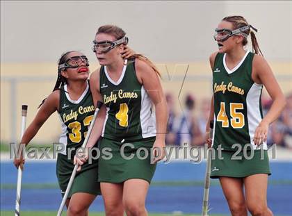 Thumbnail 1 in Coral Shores vs. Douglas photogallery.
