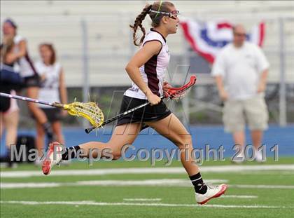 Thumbnail 1 in Coral Shores vs. Douglas photogallery.