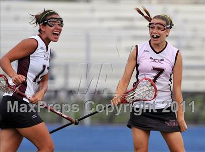 Thumbnail 1 in Coral Shores vs. Douglas photogallery.