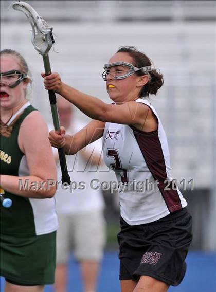 Thumbnail 1 in Coral Shores vs. Douglas photogallery.