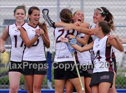 Thumbnail 2 in Coral Shores vs. Douglas photogallery.