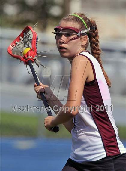 Thumbnail 2 in Coral Shores vs. Douglas photogallery.
