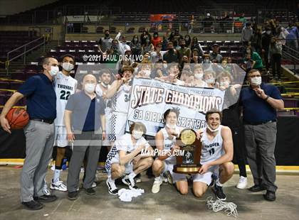 Thumbnail 2 in George Washington vs. ThunderRidge (CHSAA 5A State Final) photogallery.