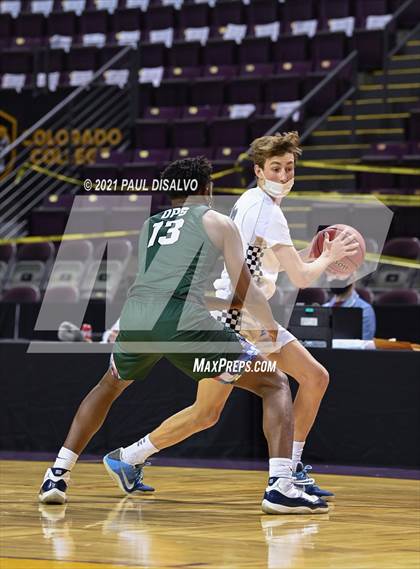 Thumbnail 2 in George Washington vs. ThunderRidge (CHSAA 5A State Final) photogallery.