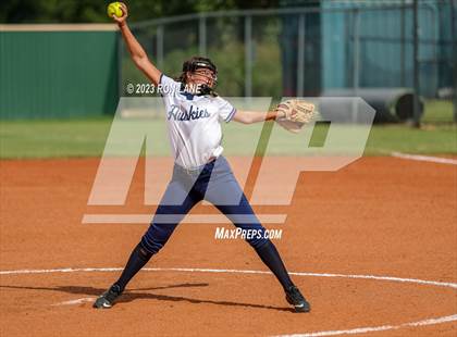 Thumbnail 1 in Edmond North @ Mustang photogallery.