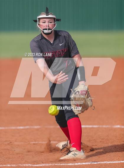 Thumbnail 2 in Edmond North @ Mustang photogallery.