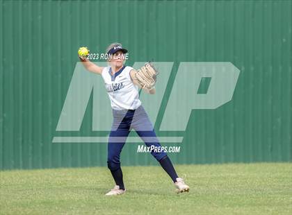 Thumbnail 2 in Edmond North @ Mustang photogallery.