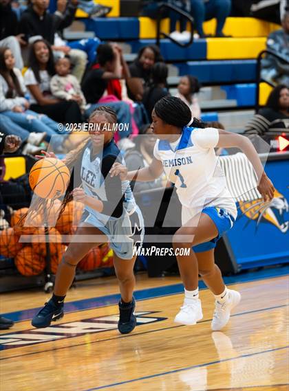 Thumbnail 1 in Lee @ Mae Jemison photogallery.