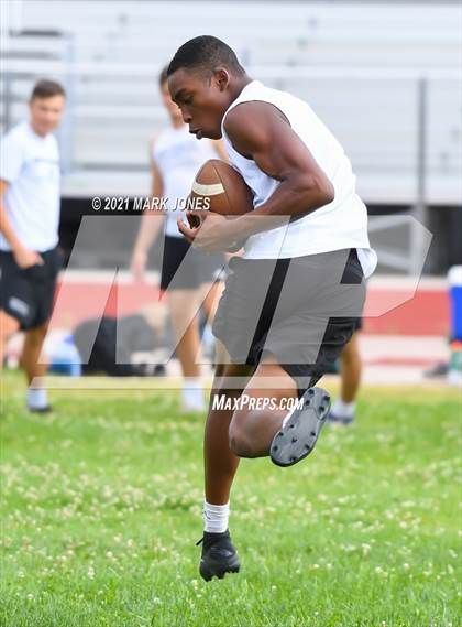 Thumbnail 3 in Winslow (Payson 7-on-7 Tournament) photogallery.