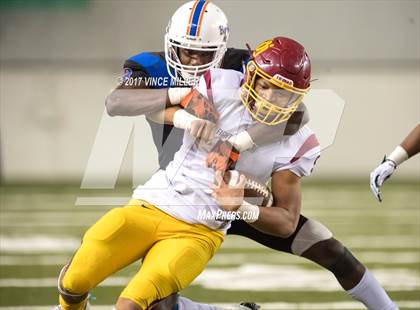 Thumbnail 1 in O'Dea vs. Rainier Beach (WIAA 3A Final) photogallery.