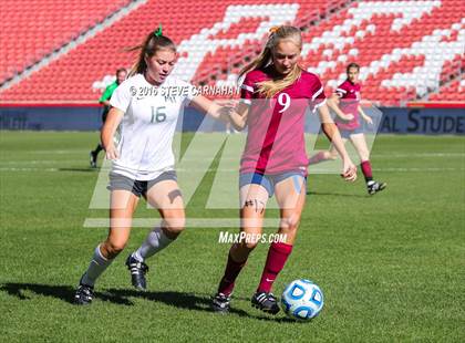 Thumbnail 1 in Waterford vs Rowland Hall-St. Marks (UHSAA 2A Final) photogallery.