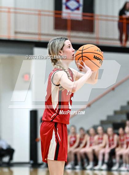 Thumbnail 3 in Fouke vs. Flippin (AAA 3A State Playoff first round) photogallery.