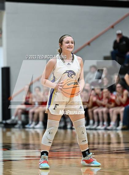 Thumbnail 3 in Fouke vs. Flippin (AAA 3A State Playoff first round) photogallery.
