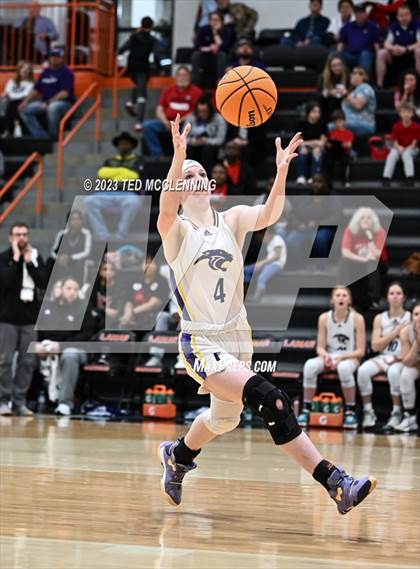 Thumbnail 3 in Fouke vs. Flippin (AAA 3A State Playoff first round) photogallery.