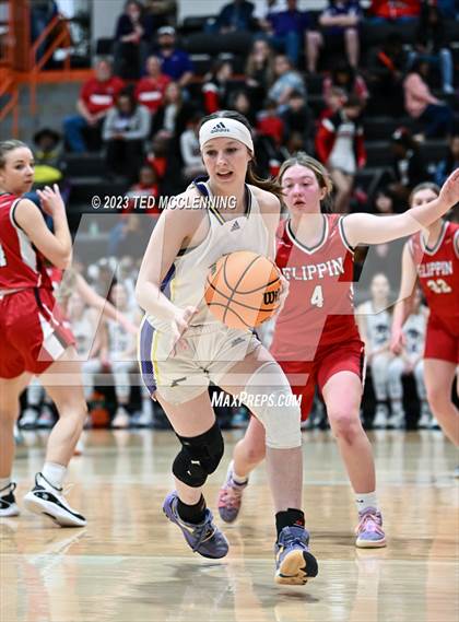 Thumbnail 1 in Fouke vs. Flippin (AAA 3A State Playoff first round) photogallery.