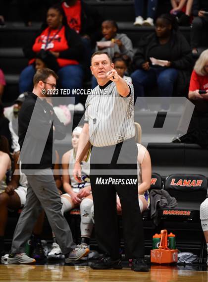 Thumbnail 3 in Fouke vs. Flippin (AAA 3A State Playoff first round) photogallery.