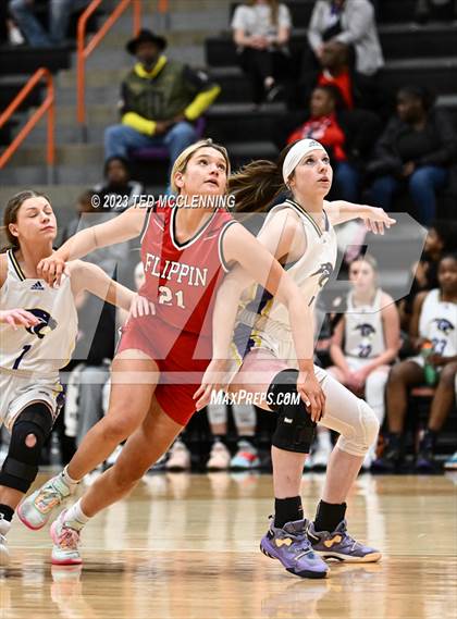 Thumbnail 1 in Fouke vs. Flippin (AAA 3A State Playoff first round) photogallery.