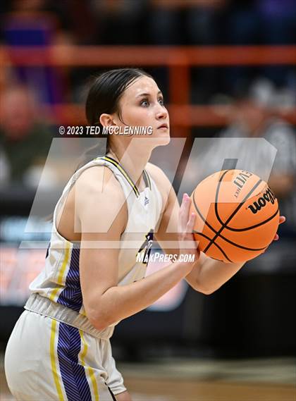 Thumbnail 1 in Fouke vs. Flippin (AAA 3A State Playoff first round) photogallery.