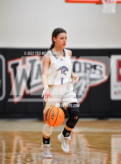 Thumbnail 2 in Fouke vs. Flippin (AAA 3A State Playoff first round) photogallery.