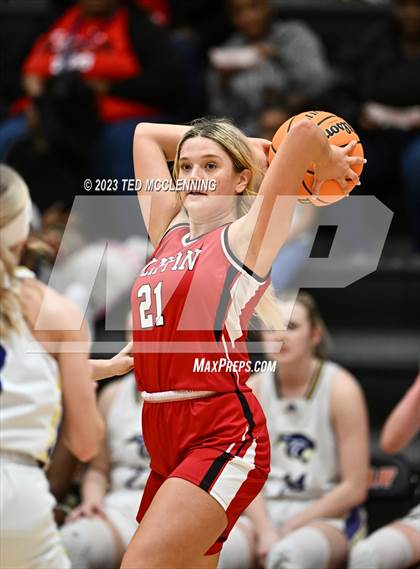 Thumbnail 1 in Fouke vs. Flippin (AAA 3A State Playoff first round) photogallery.