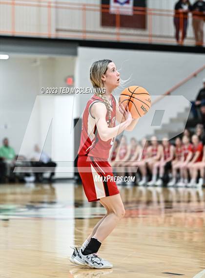 Thumbnail 2 in Fouke vs. Flippin (AAA 3A State Playoff first round) photogallery.