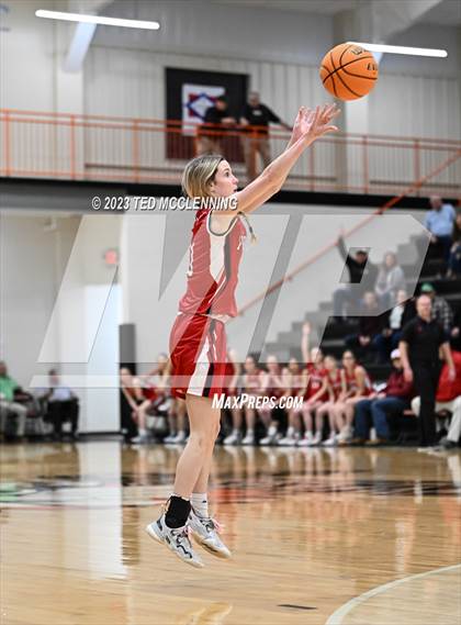 Thumbnail 1 in Fouke vs. Flippin (AAA 3A State Playoff first round) photogallery.