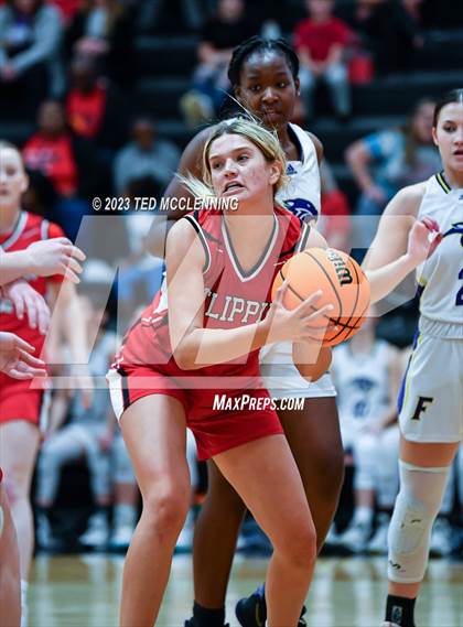 Thumbnail 3 in Fouke vs. Flippin (AAA 3A State Playoff first round) photogallery.