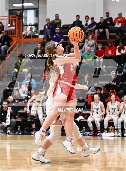 Thumbnail 2 in Fouke vs. Flippin (AAA 3A State Playoff first round) photogallery.