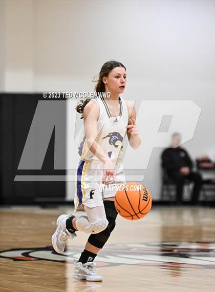 Thumbnail 2 in Fouke vs. Flippin (AAA 3A State Playoff first round) photogallery.