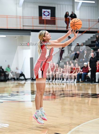 Thumbnail 1 in Fouke vs. Flippin (AAA 3A State Playoff first round) photogallery.