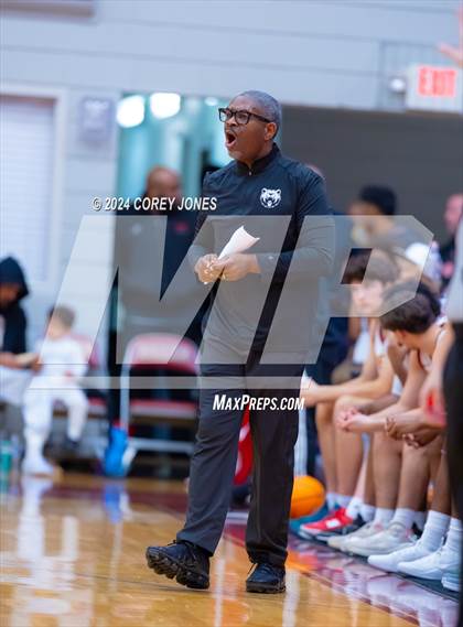 Thumbnail 3 in Pace Academy vs Holy Innocents Episcopal (Hawks-Naismith Tipoff Classic) photogallery.
