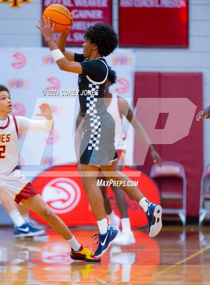 Thumbnail 3 in Pace Academy vs Holy Innocents Episcopal (Hawks-Naismith Tipoff Classic) photogallery.
