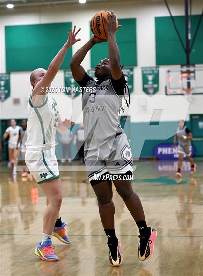 Thumbnail 2 in Queen's Grant @ Myers Park (George Lynch Invitational) photogallery.