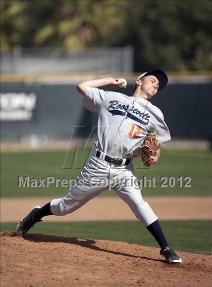 Thumbnail 3 in Roosevelt @ Redlands photogallery.