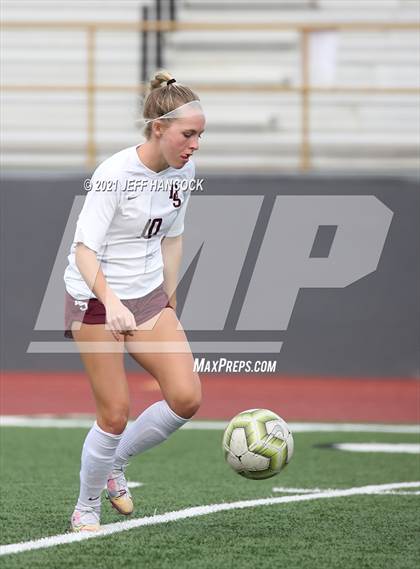 Thumbnail 1 in Dripping Springs vs Harlandale (UIL 5A Area Playoff) photogallery.