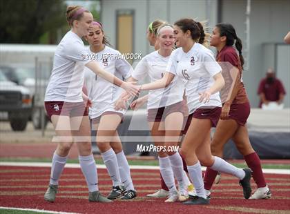 Thumbnail 3 in Dripping Springs vs Harlandale (UIL 5A Area Playoff) photogallery.