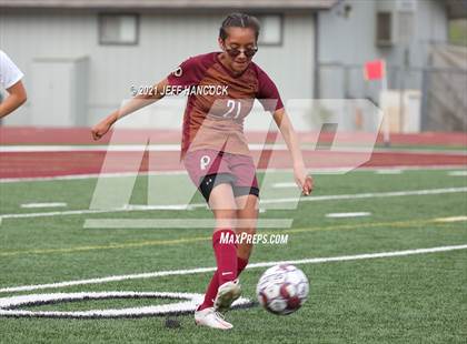 Thumbnail 1 in Dripping Springs vs Harlandale (UIL 5A Area Playoff) photogallery.