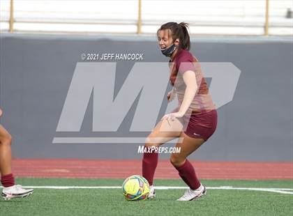 Thumbnail 1 in Dripping Springs vs Harlandale (UIL 5A Area Playoff) photogallery.