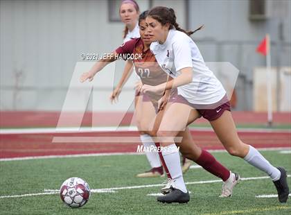 Thumbnail 2 in Dripping Springs vs Harlandale (UIL 5A Area Playoff) photogallery.