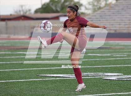 Thumbnail 3 in Dripping Springs vs Harlandale (UIL 5A Area Playoff) photogallery.