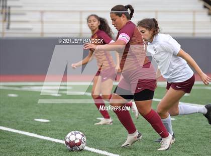 Thumbnail 1 in Dripping Springs vs Harlandale (UIL 5A Area Playoff) photogallery.