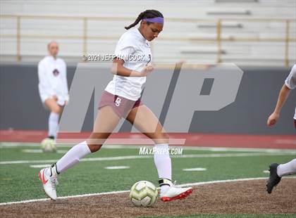 Thumbnail 2 in Dripping Springs vs Harlandale (UIL 5A Area Playoff) photogallery.