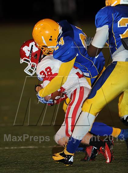 Thumbnail 2 in Johnson vs. Munford (AHSAA 4A Quarterfinal)  photogallery.