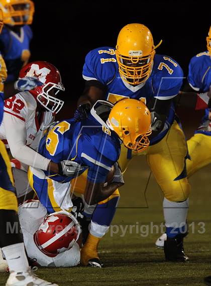 Thumbnail 2 in Johnson vs. Munford (AHSAA 4A Quarterfinal)  photogallery.