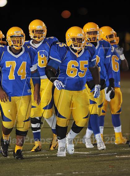 Thumbnail 2 in Johnson vs. Munford (AHSAA 4A Quarterfinal)  photogallery.
